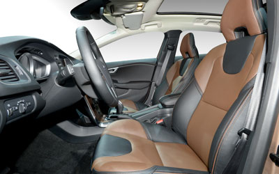 Volvo V40 Cross Country 2.0 T4 AWD Summum Auto 132 kW 1984 cc - Miniatura 8